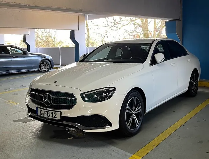 AGA Automobile