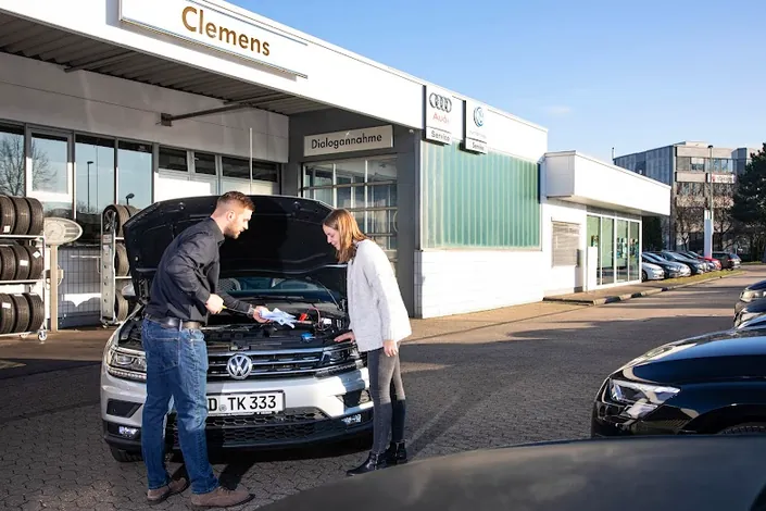 Autohaus Clemens GmbH & Co. KG