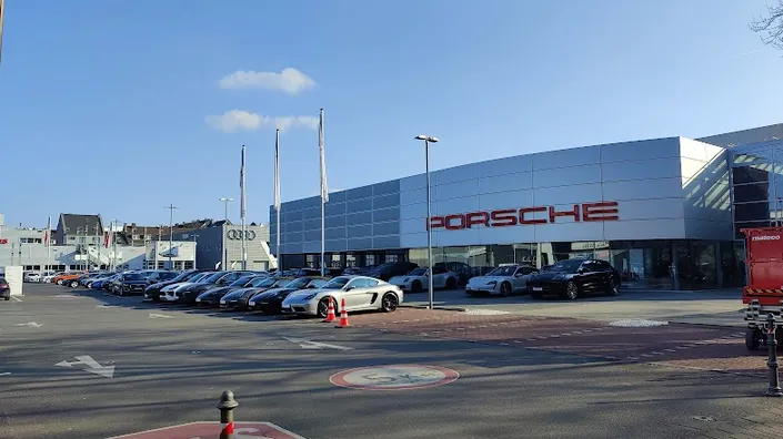 Autohaus Jacob Fleischhauer – Köln Ehrenfeld
