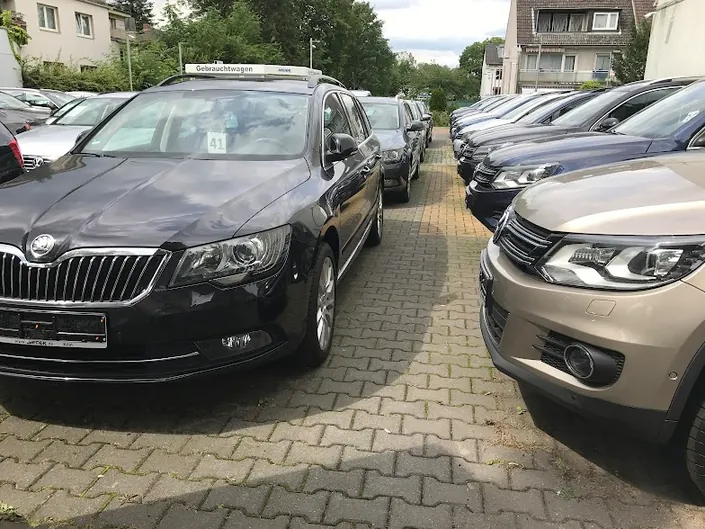 Automobile YEDEK