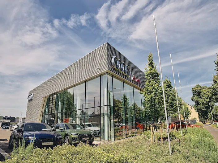 MOLL GRUPPE | Audi Vertragshändler Düsseldorf DE