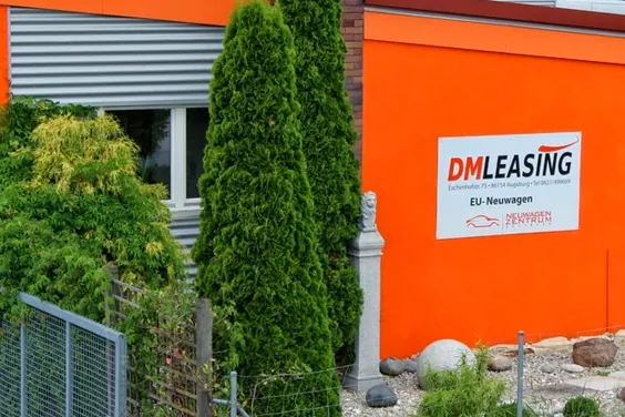 Neuwagenzentrum Augsburg by DM Leasing (Hauptsitz d. DM Leasing)