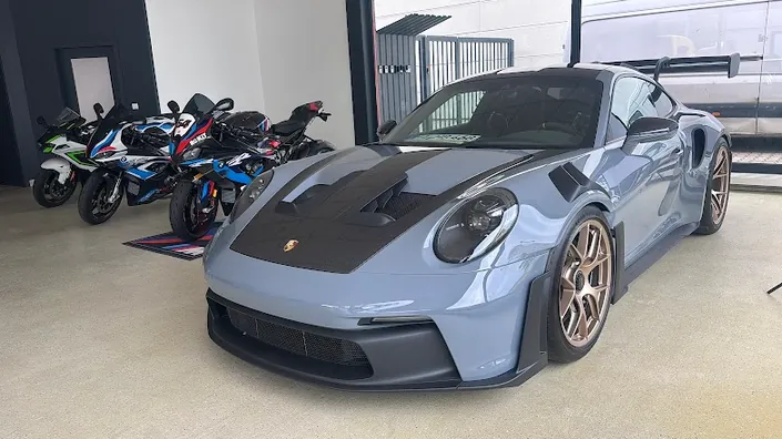Autohaus Bay GmbH