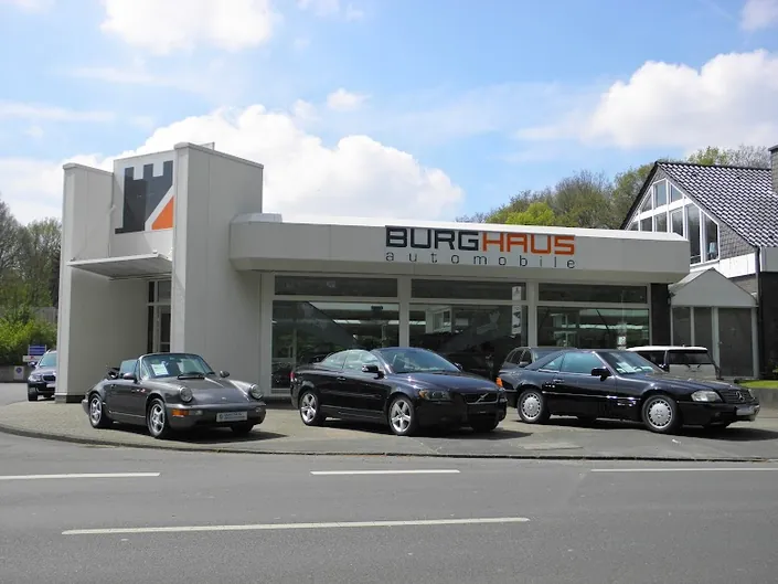 Burghaus Automobile