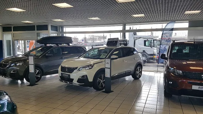 PEUGEOT STELLANTIS &YOU BONN
